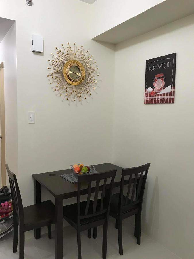 Jj Suites Tagaytay @ Wind Residences Tagaytay City ภายนอก รูปภาพ